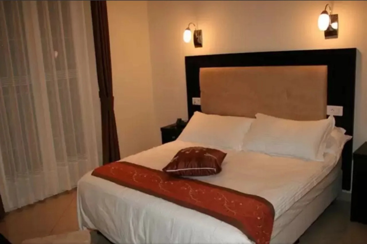 Hotel 2 Horloges