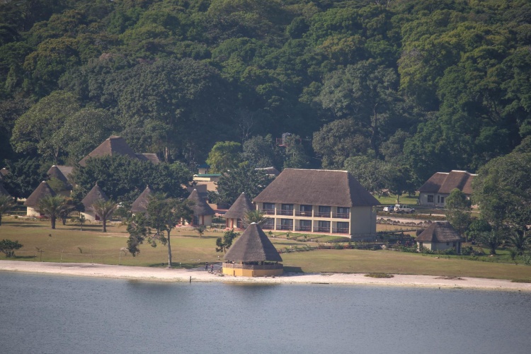 1 Bedroom Standard Double room with lake view