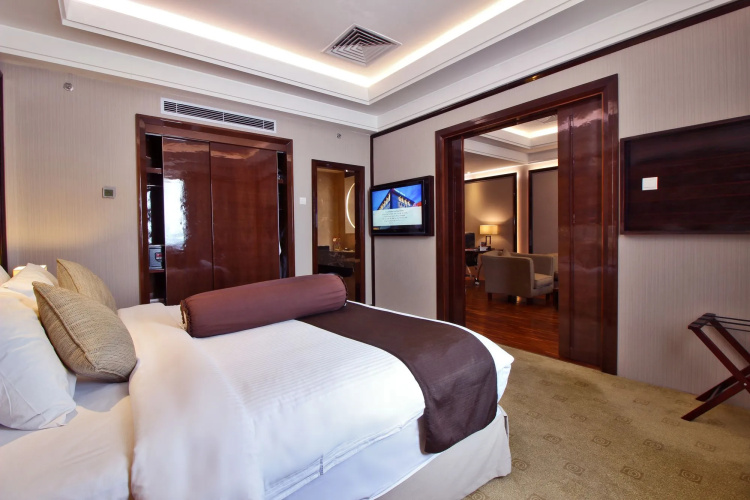 Swiss-Belhotel Harbour Bay