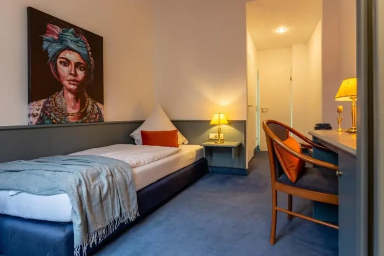 Standard Double room with view