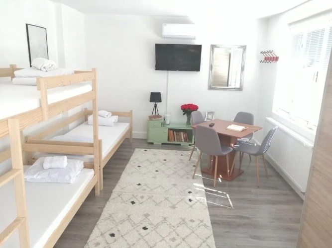 Hostel Eva