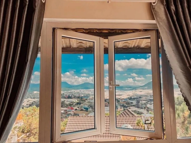 Dallas Hotel DaLat