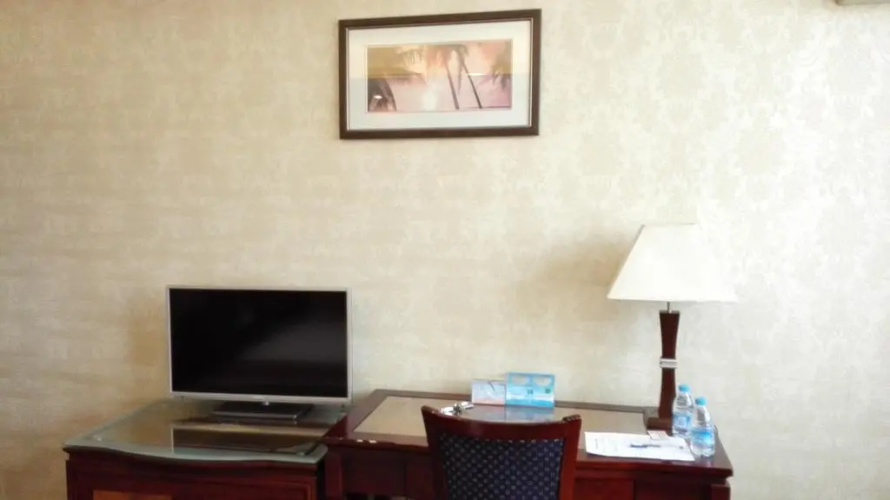 Zhenxing Hotel