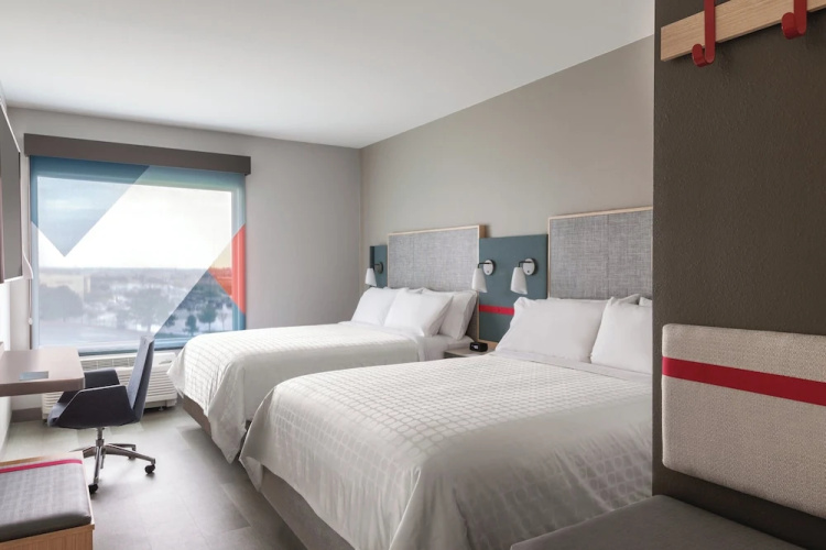 avid Hotel Redding by IHG