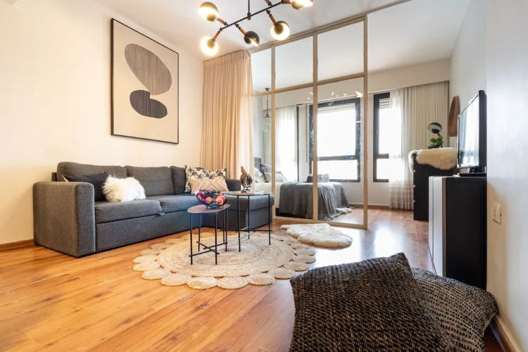 1 Bedroom Apartment