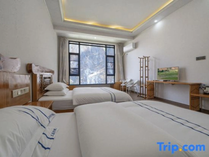 Economy room