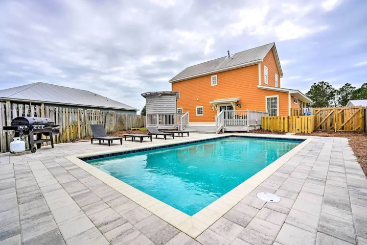 Amazing PCB Villa: Private Pool & Lounge Space
