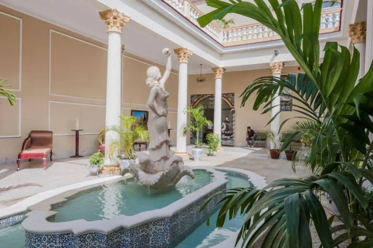 Hotel E La Sevillana
