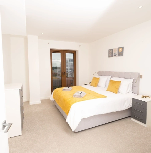 1 Bedroom Apartment with balcony