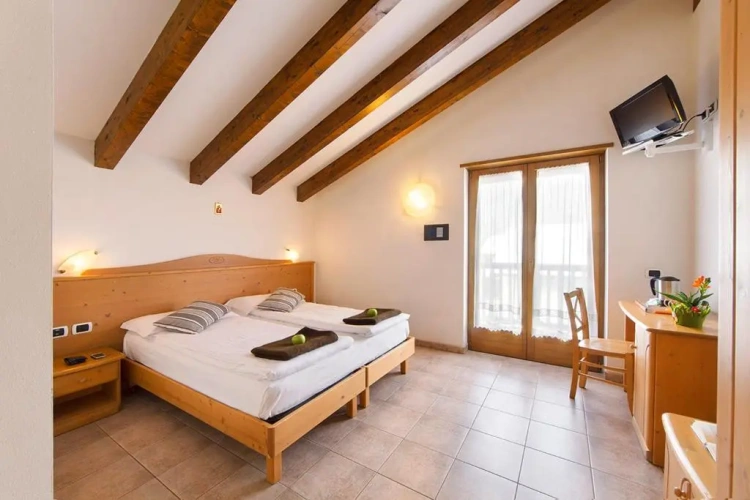 Standard Double room with balcony