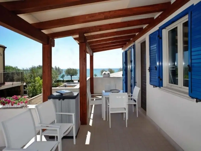 2 Bedrooms Twin Apartment with balcony