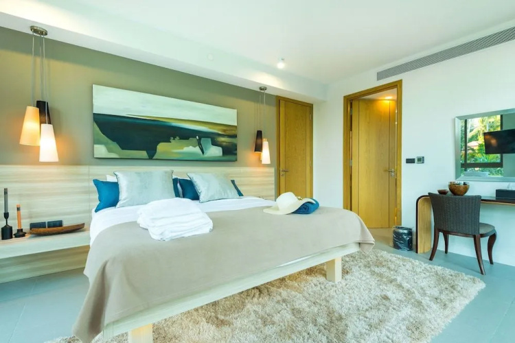 Oceanstone Phuket By Holy Cow 211