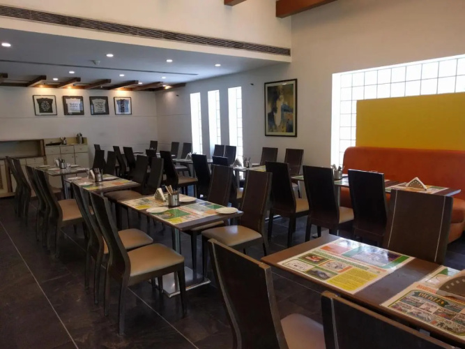 Lemon Tree Hotel, Udyog Vihar, Gurugram
