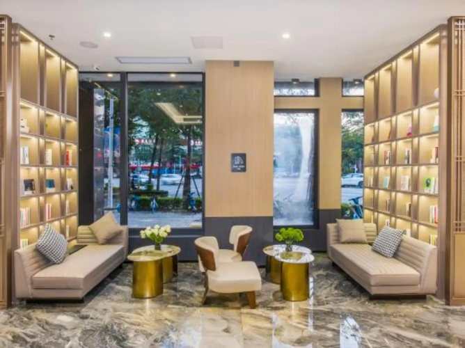Yangjiang Jiangcheng Junyi Square Atour X Hotel