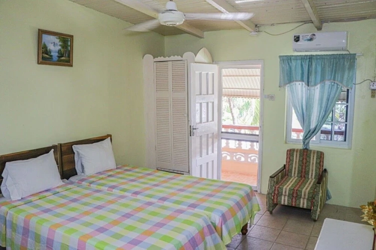 Economy room