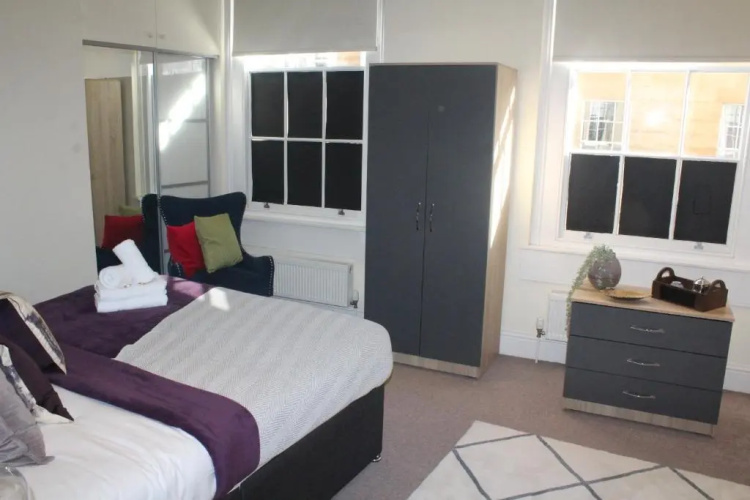 Beautiful 2 bedroom apartment in central Bath