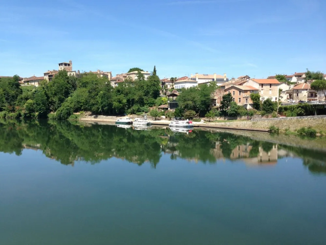 Au Fil de l' Eau