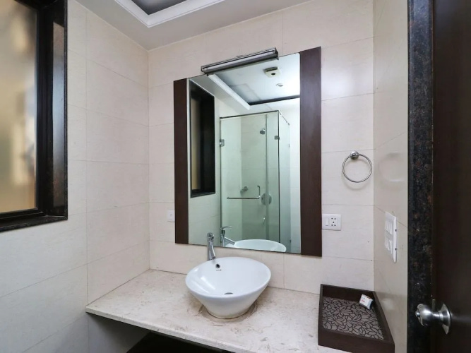 OYO 15503 Corporate House