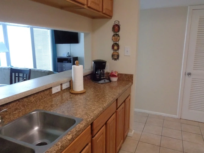 2 Bedrooms Apartment with bay view