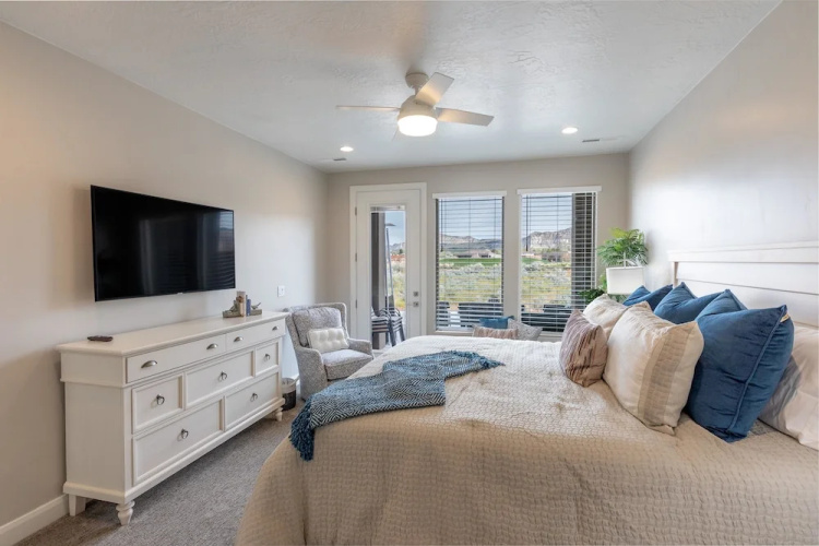 Grand View Getaway