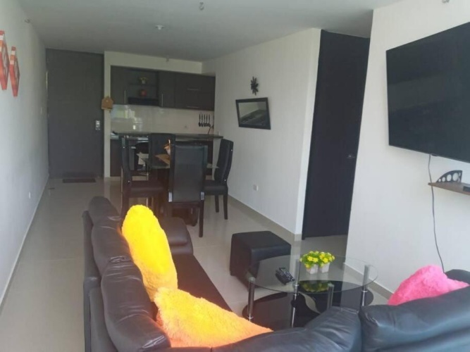 3 Bedrooms Apartment