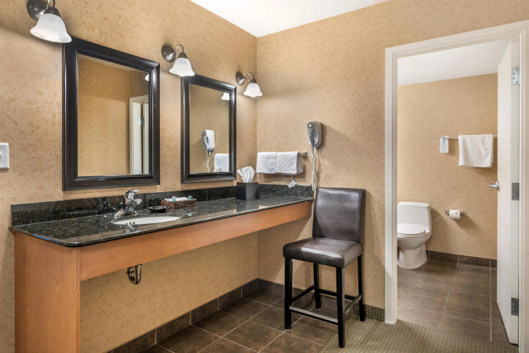 Best Western Sicamous Inn photo 11
