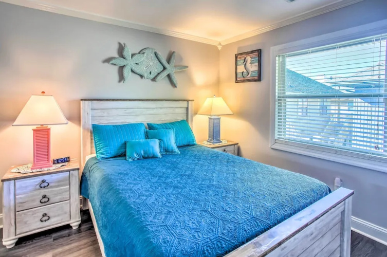Walk to Apache Pier: Coastal Condo w/ Pool Access