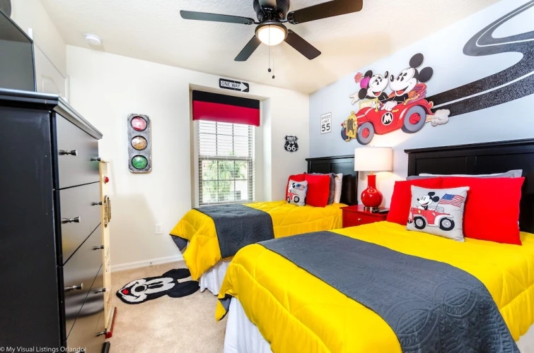 5 Bedrooms Sextuple Cottage