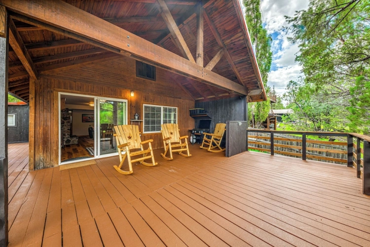 2 Bedrooms Cottage