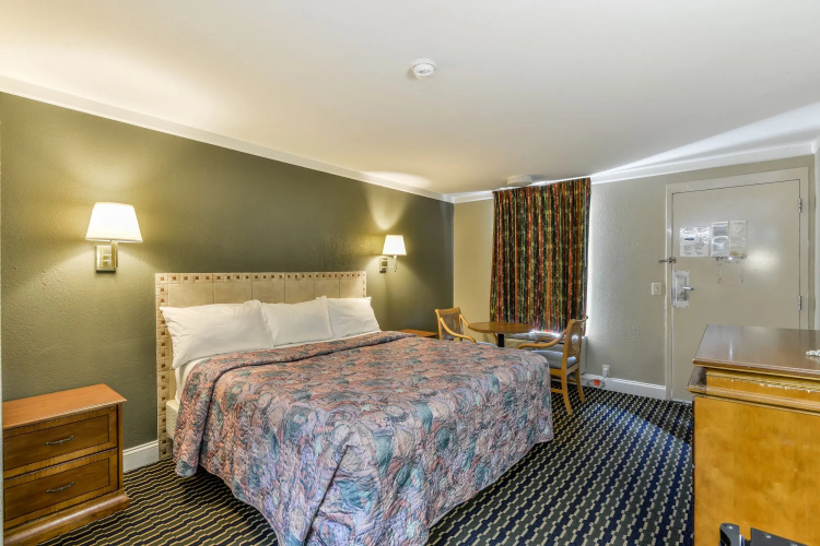 Wake Inn