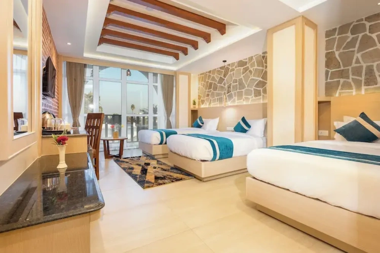 Deluxe Triple room