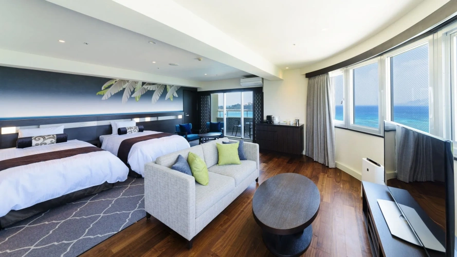 Premier Twin room with ocean view