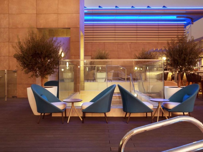 Novotel Bur Dubai - Healthcare City photo 41