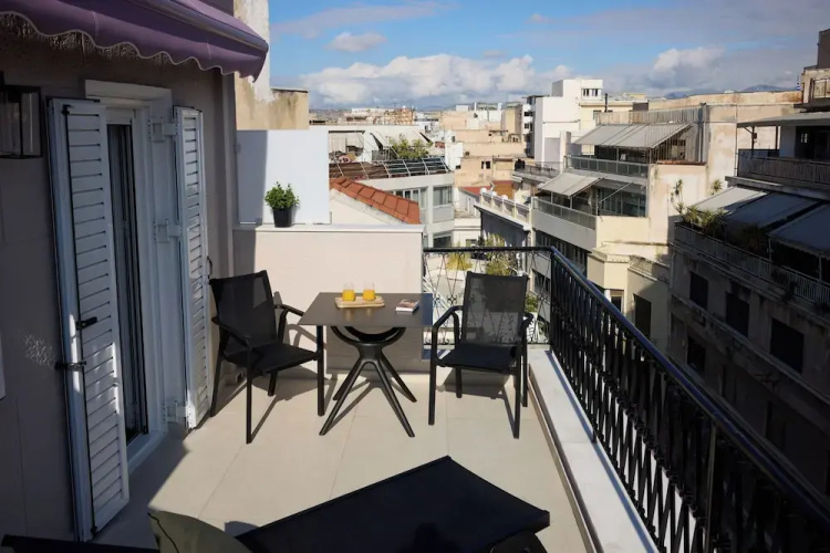 AthenSun Luxury Suites