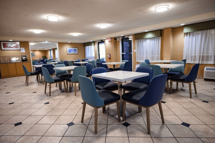 La Quinta Inn by Wyndham Tampa Near Busch Gardens photo 22