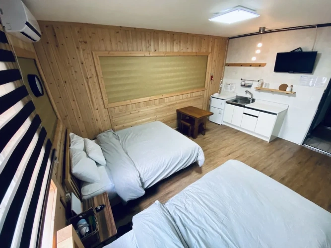 Standard Triple Family room
