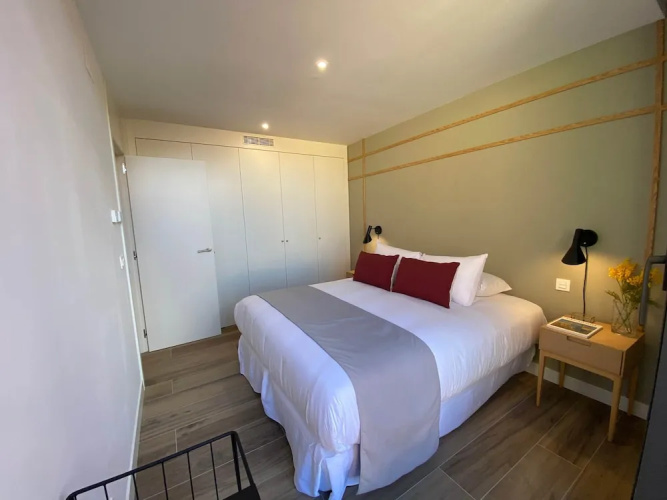 w Stylish 2BR w Sunny Terrace in Chueca