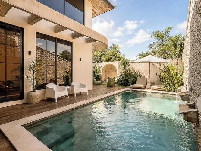 4 Bedrooms Villa