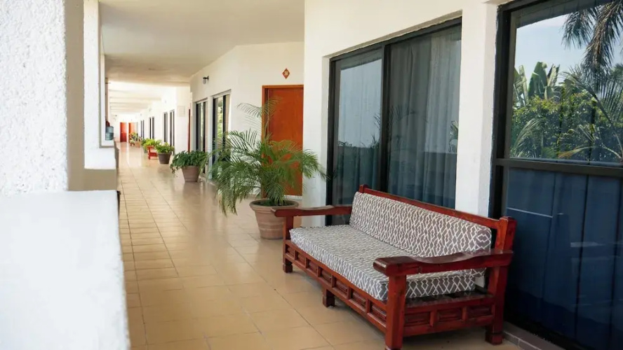 Hotel Plaza Mazari