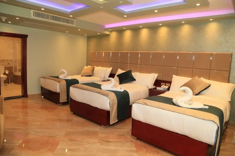 Standard Triple room with river view