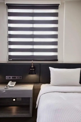 Deluxe Double room with city view