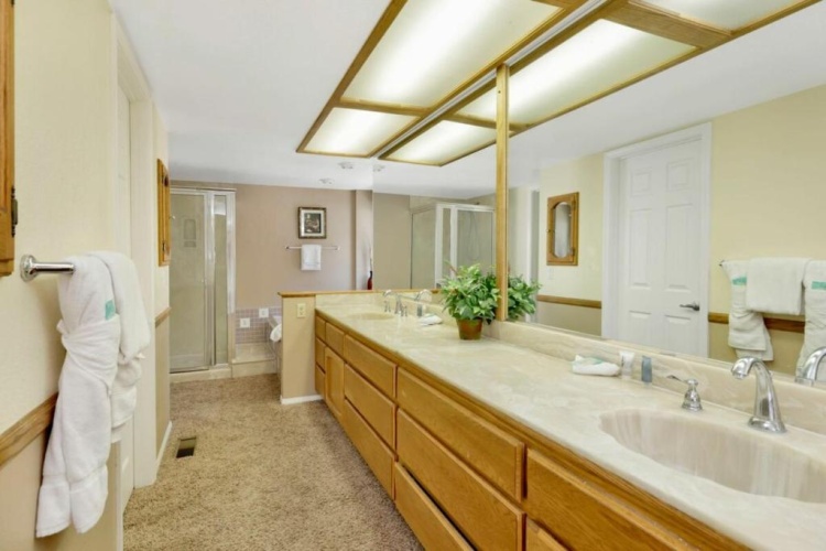 4 Bedrooms Cottage