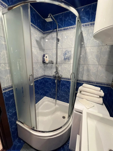 Апартаменти, вул Космонавтів,29