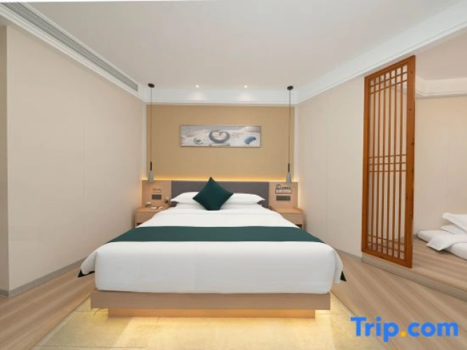 Comfort Family Suite with city view