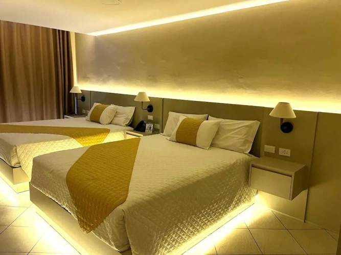 Standard Quadruple room with view