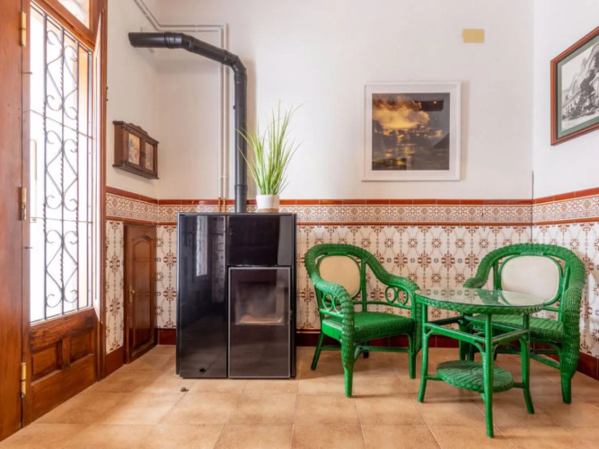 HOUSE CAL JUAN RODA DE BARà