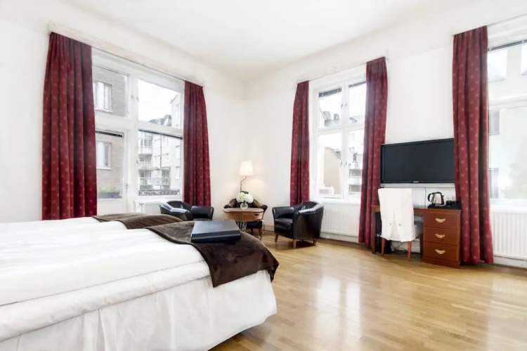 First Hotel Stadt