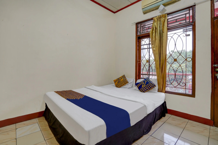 OYO 3882 Pondok Pujasera