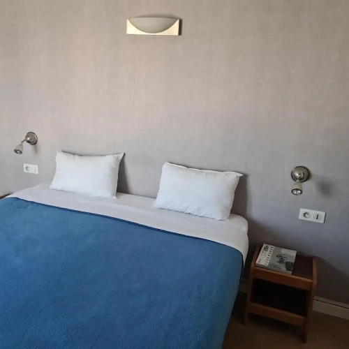 Family Suite with balcony and with city view
