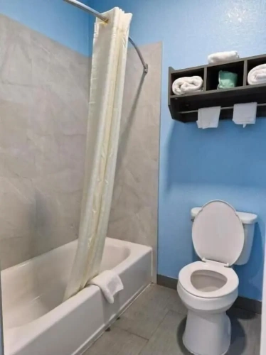 Deluxe Sextuple Suite with balcony